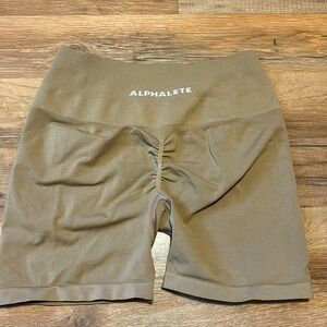 Alphalete Shorts Sand/Tan